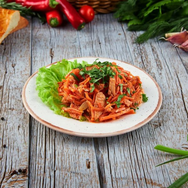 Морковь по-корейски с курицей